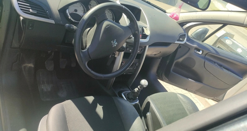 Peugeot 207 cena 15999 przebieg: 209000, rok produkcji 2010 z Rumia małe 137